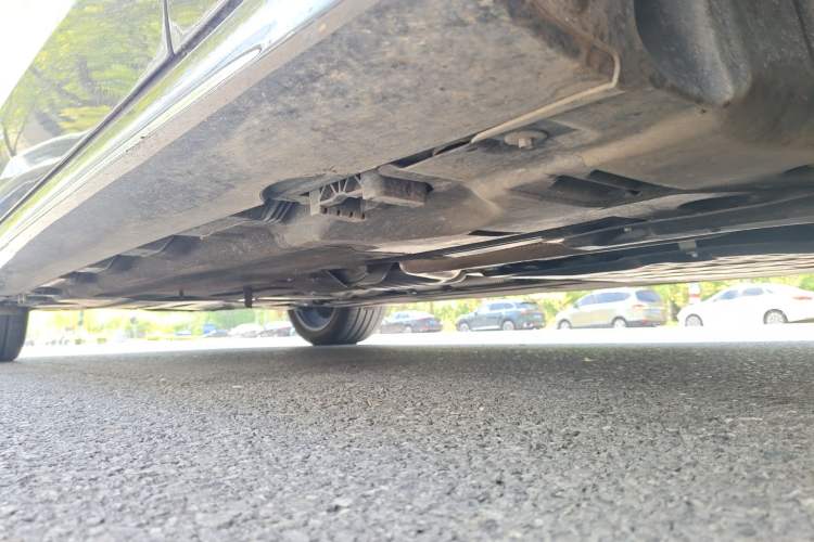 Used Mercedes-Benz E-Class 2025 E 300 L Stylish Model Chassis Front Right