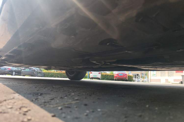 Used Mercedes-Benz E-Class 2025 E 260 L Chassis Front Right