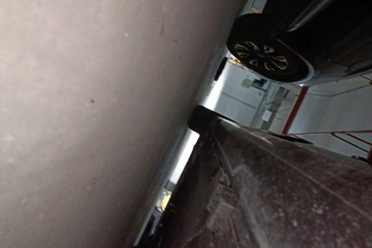 Used Mercedes-Benz E-Class 2025 E 300 L Luxury Model Chassis Rear Left