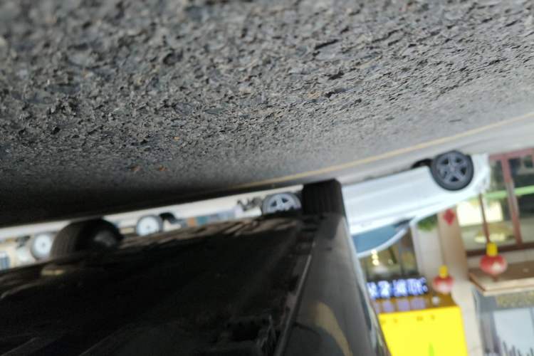 Used Mercedes-Benz E-Class 2025 E 260 L Chassis Rear Left
