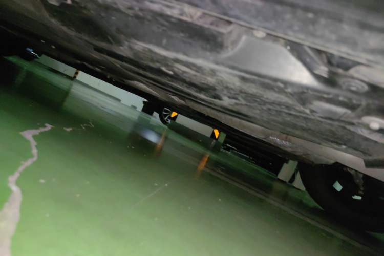 Used Mercedes-Benz E-Class 2025 E 300 L Luxury Model Chassis Rear Left