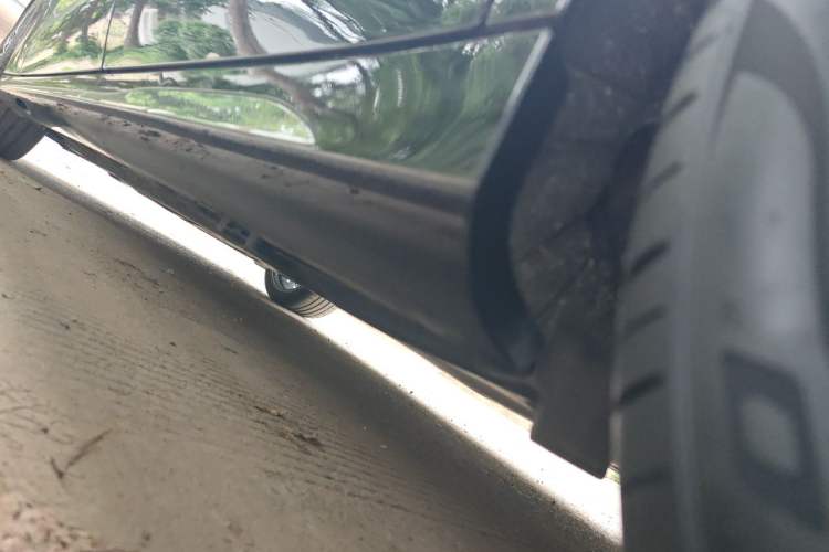 Used Mercedes-Benz E-Class 2025 Facelift E 300 L Premium Edition Chassis Rear Left