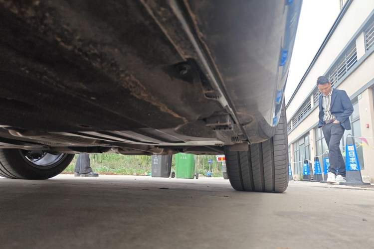 Used Mercedes-Benz E-Class 2025 Facelift E 300 L Fashion Edition Chassis Rear Left