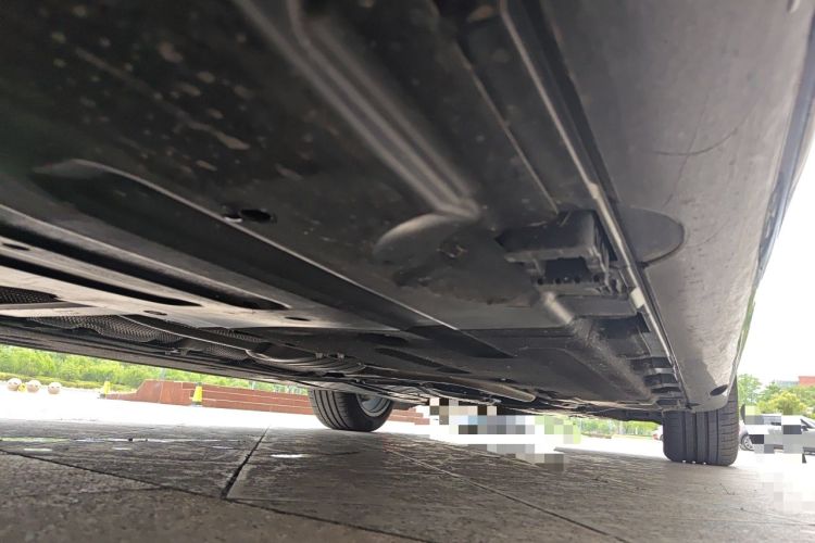 Used Mercedes-Benz E-Class 2025 Facelift E 300 L Luxury Edition Chassis Rear Right