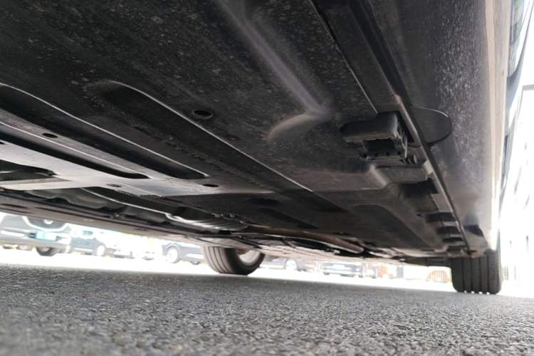 Used Mercedes-Benz E-Class 2025 Facelift E 300 L Fashion Edition Chassis Rear Right