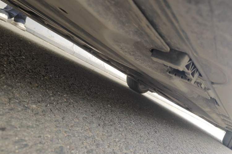 Used Mercedes-Benz E-Class 2025 E 300 L Luxury Model Chassis Rear Right