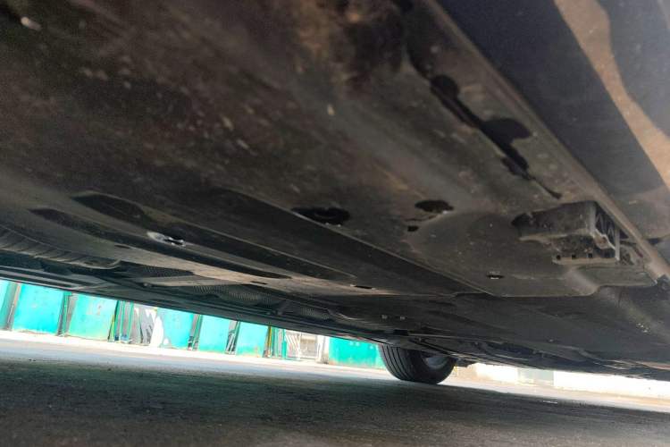 Used Mercedes-Benz E-Class 2025 E 260 L Chassis Rear Right