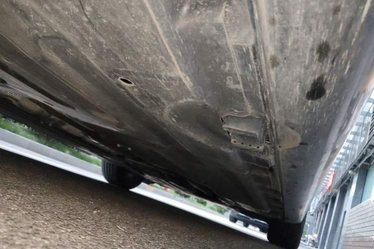 Used Mercedes-Benz E-Class 2025-Year Facelift E 260 L Chassis Rear Right