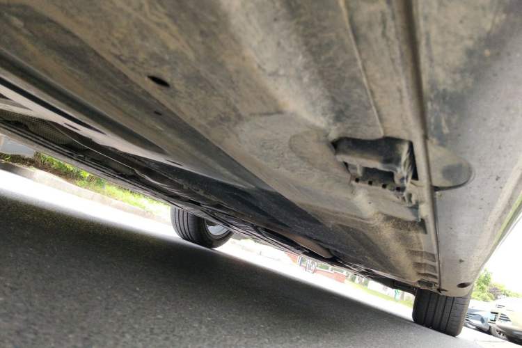 Used Mercedes-Benz E-Class 2025 E 300 L Luxury Model Chassis Rear Right
