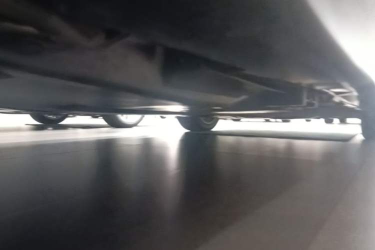 Used Mercedes-Benz E-Class 2025 E 300 L Luxury Model Chassis Rear Right