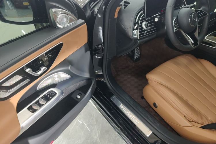 Used Mercedes-Benz E-Class 2025-Year Facelift E 260 L Driver Seat