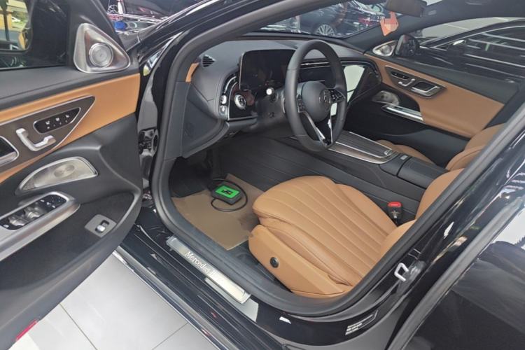 Used Mercedes-Benz E-Class 2025 Facelift E 300 L Luxury Edition Driver Seat