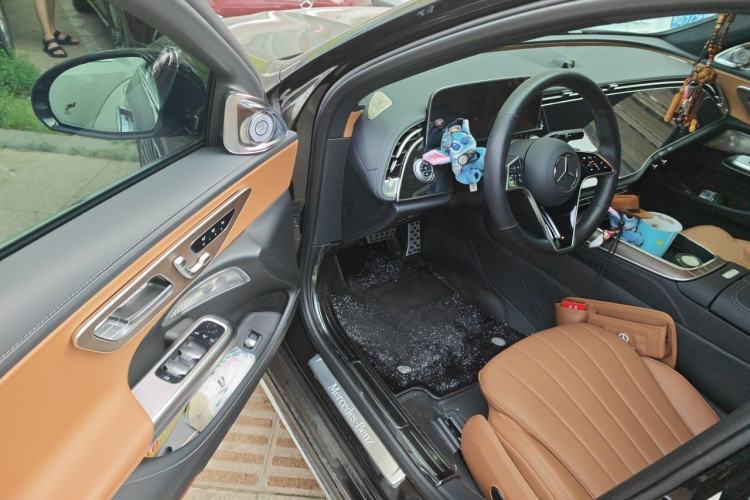 Used Mercedes-Benz E-Class 2025 Facelift E 300 L Luxury Edition Driver Seat