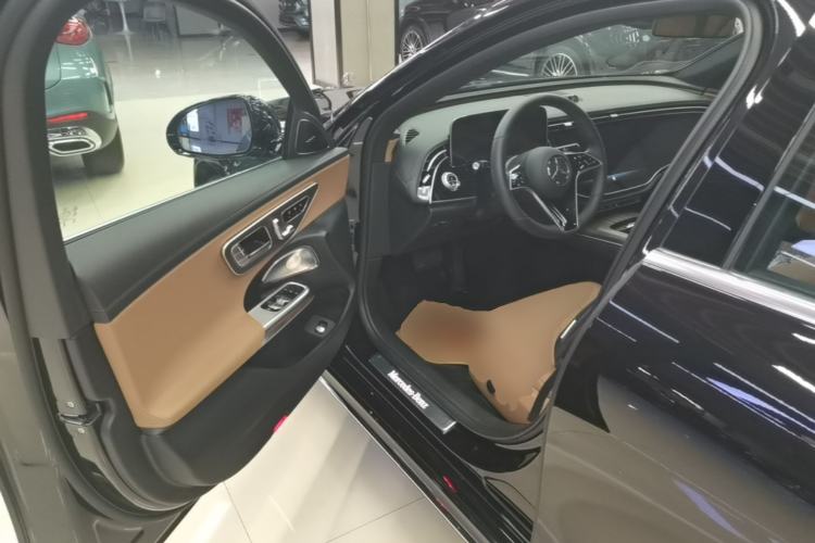 Used Mercedes-Benz E-Class 2025 E 300 L Luxury Model Driver Seat
