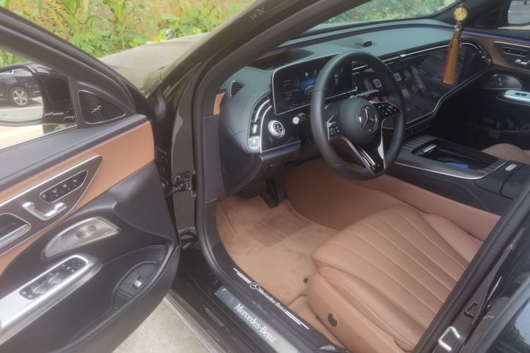 Used Mercedes-Benz E-Class 2025 Facelift E 300 L Premium Edition Driver Seat