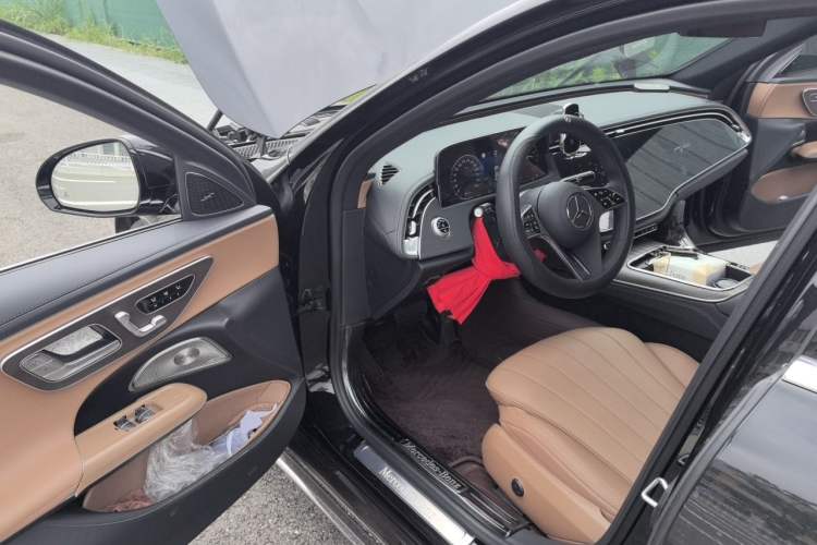 Used Mercedes-Benz E-Class 2025 Facelift E 300 L Luxury Edition Driver Seat