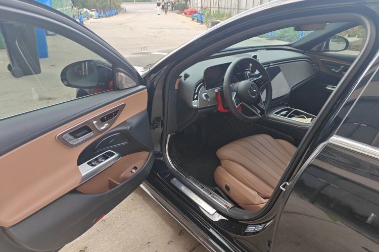 Used Mercedes-Benz E-Class 2025 Facelift E 300 L Fashion Edition Driver Seat
