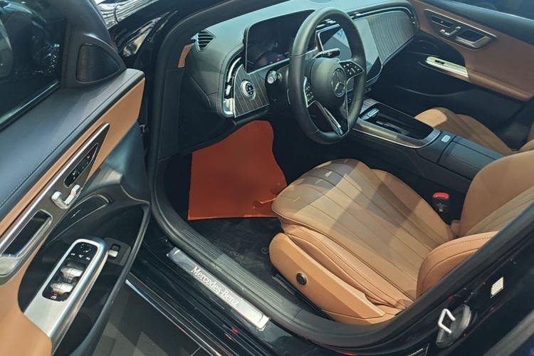 Used Mercedes-Benz E-Class 2025 Facelift E 300 L Fashion Edition Driver Seat