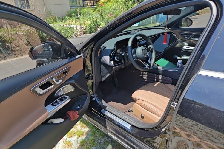 Used Mercedes-Benz E-Class 2025 E 300 L Luxury Model Driver Seat
