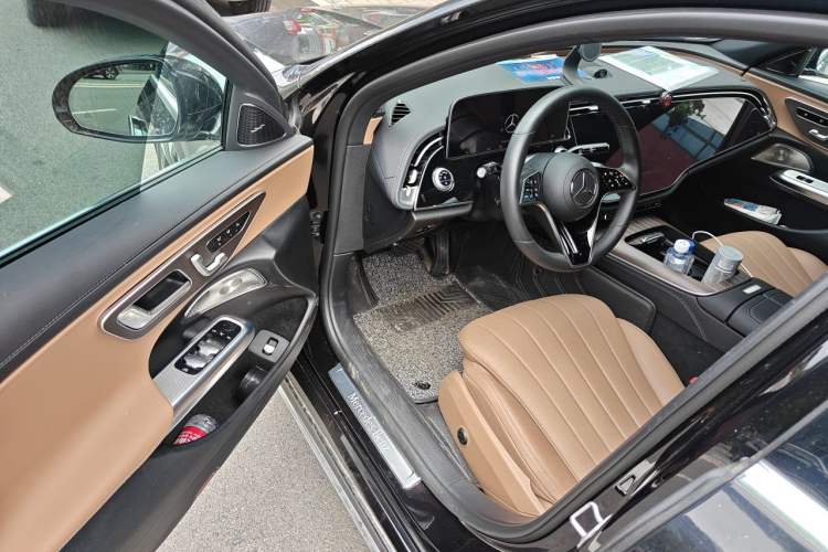 Used Mercedes-Benz E-Class 2025 Facelift E 300 L Luxury Edition Driver Seat
