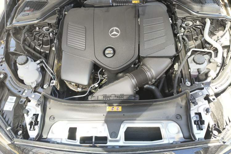 Used Mercedes-Benz E-Class 2025 Facelift E 300 L Fashion Edition Engine Bay