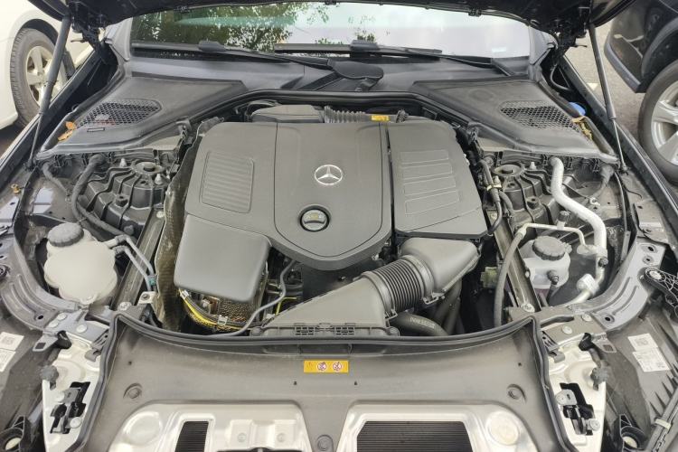 Used Mercedes-Benz E-Class 2025 Facelift E 300 L Fashion Edition Engine Bay
