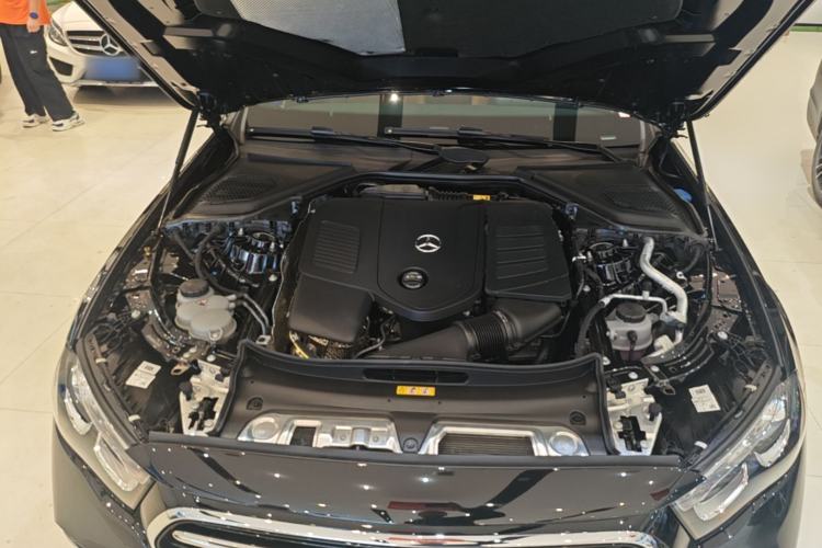 Used Mercedes-Benz E-Class 2025 Facelift E 300 L Fashion Edition Engine Bay