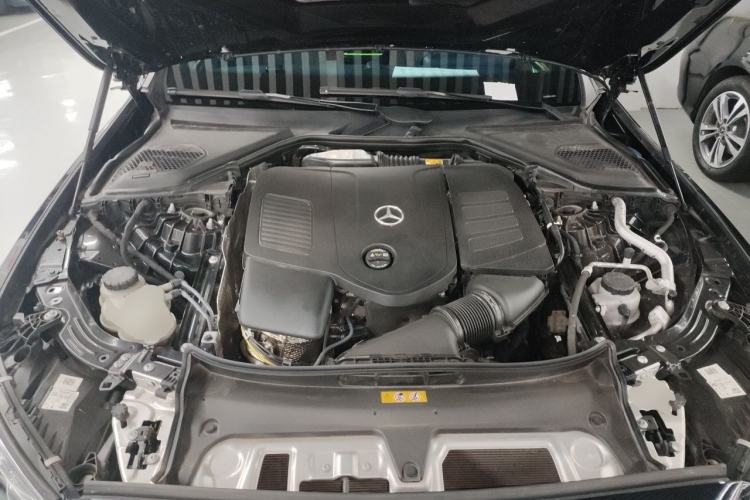 Used Mercedes-Benz E-Class 2025 E 300 L Luxury Model Engine Bay