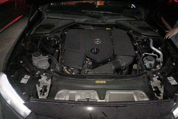 Used Mercedes-Benz E-Class 2025 E 300 L Luxury Model Engine Bay