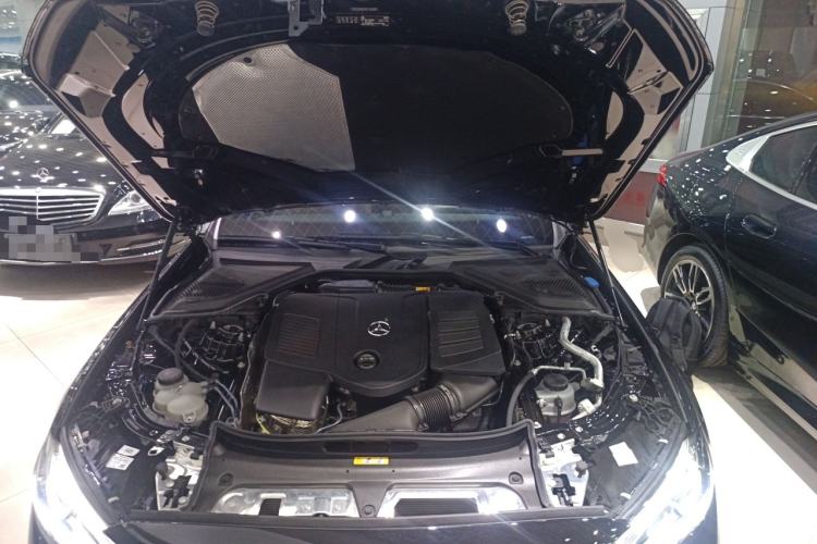 Used Mercedes-Benz E-Class 2025 E 300 L Luxury Model Engine Bay