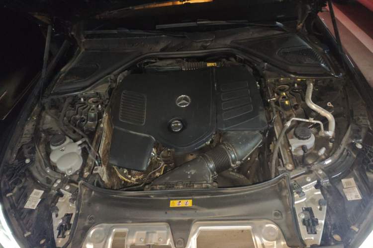 Used Mercedes-Benz E-Class 2025 Facelift E 300 L Luxury Edition Engine Bay