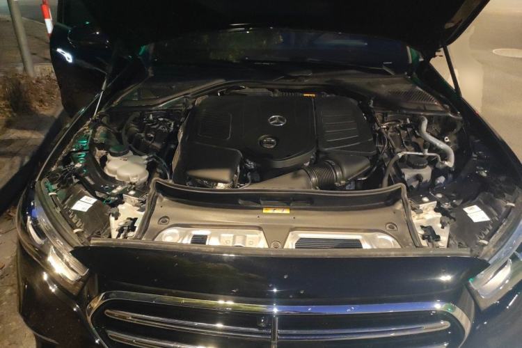 Used Mercedes-Benz E-Class 2025 E 300 L Luxury Model Engine Bay