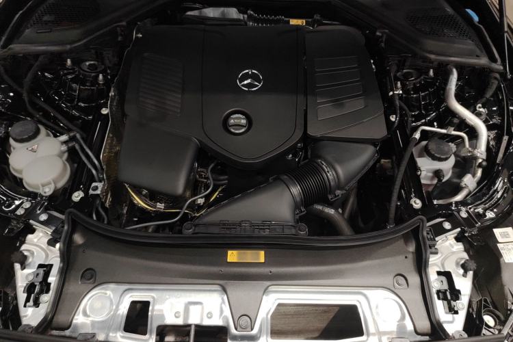 Used Mercedes-Benz E-Class 2025 Facelift E 300 L Luxury Edition Engine Bay