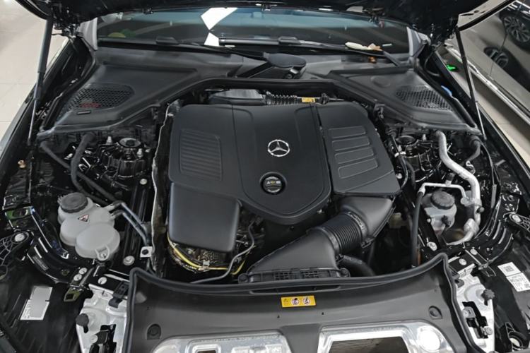 Used Mercedes-Benz E-Class 2025 Facelift E 300 L Luxury Edition Engine Bay