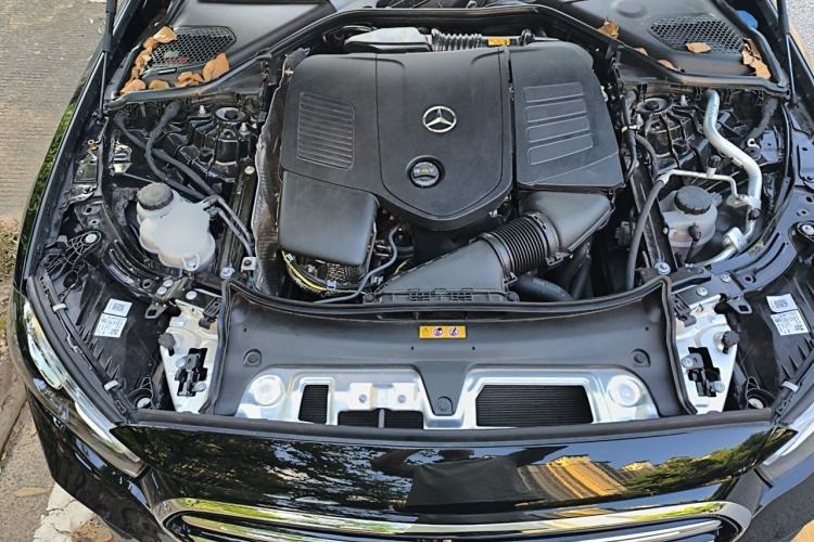 Used Mercedes-Benz E-Class 2025 E 300 L Luxury Model Engine Bay
