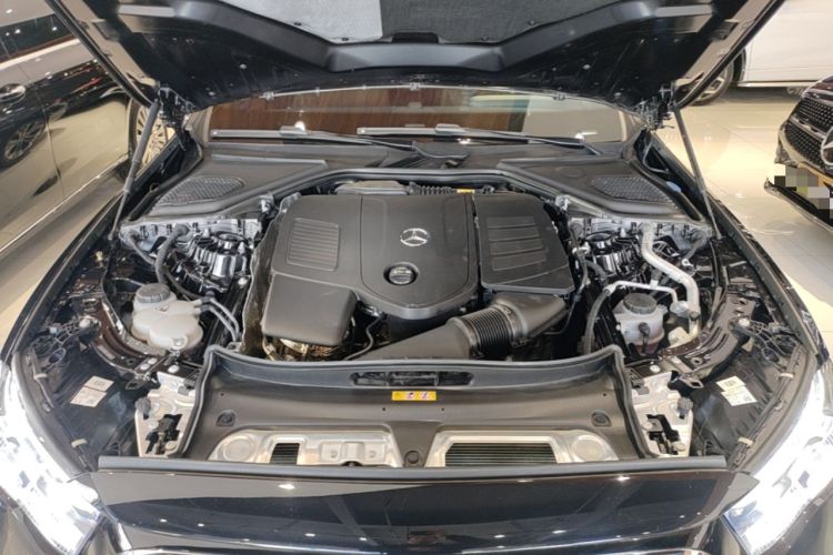 Used Mercedes-Benz E-Class 2025 Facelift E 300 L Luxury Edition Engine Bay