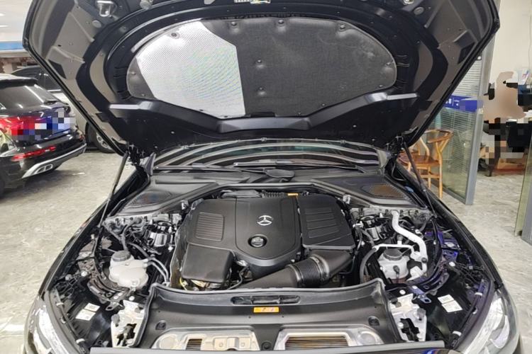Used Mercedes-Benz E-Class 2025 Facelift E 300 L Luxury Edition Engine Bay
