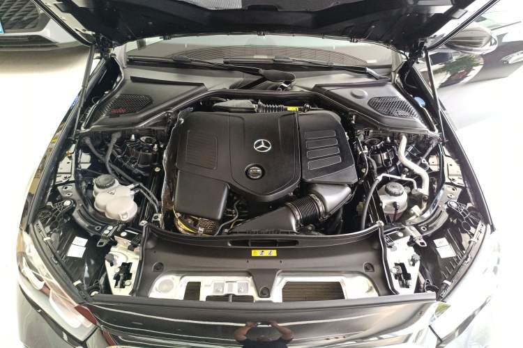 Used Mercedes-Benz E-Class 2025 Facelift E 300 L Luxury Sport Edition Engine Bay