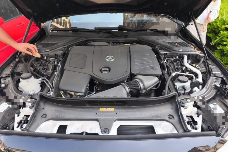 Used Mercedes-Benz E-Class 2025 Facelift E 300 L Luxury Edition Engine Bay