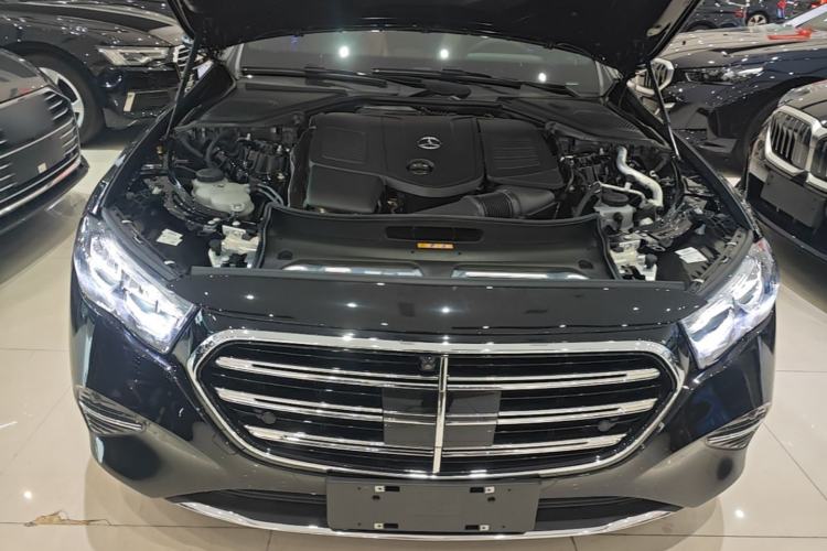 Used Mercedes-Benz E-Class 2025 Facelift E 300 L Fashion Edition Engine Bay