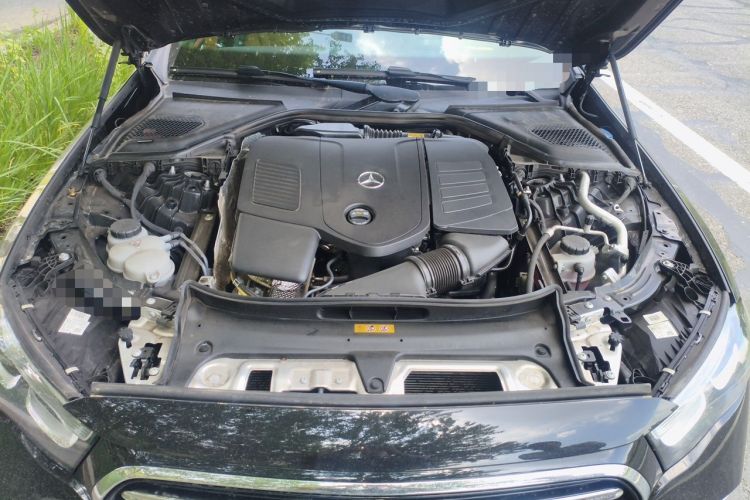 Used Mercedes-Benz E-Class 2025 Facelift E 300 L Fashion Edition Engine Bay