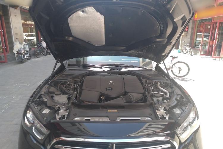 Used Mercedes-Benz E-Class 2025 Facelift E 300 L Luxury Edition Engine Bay