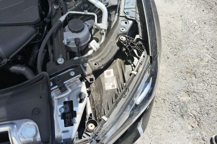 Used Mercedes-Benz E-Class 2025 Facelift E 300 L Fashion Edition Engine Bay Left