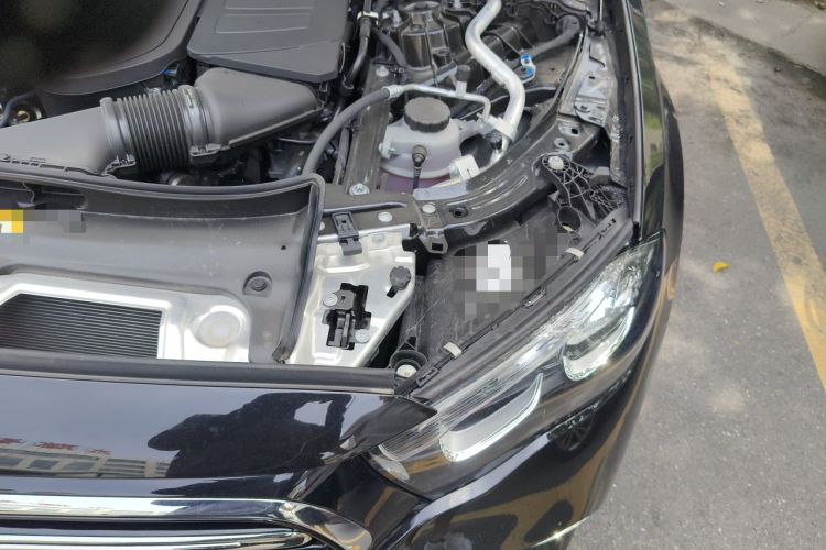 Used Mercedes-Benz E-Class 2025 E 300 L Stylish Model Engine Bay Left