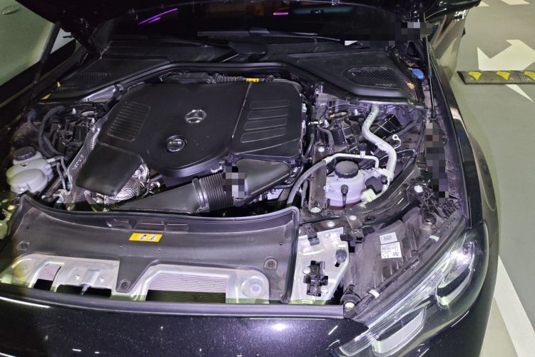 Used Mercedes-Benz E-Class 2025 Facelift E 300 L Luxury Edition Engine Bay Left