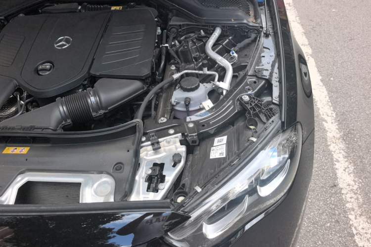 Used Mercedes-Benz E-Class 2025 Facelift E 300 L Luxury Edition Engine Bay Left