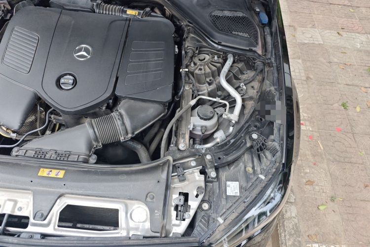 Used Mercedes-Benz E-Class 2025 Facelift E 300 L Premium Edition Engine Bay Left