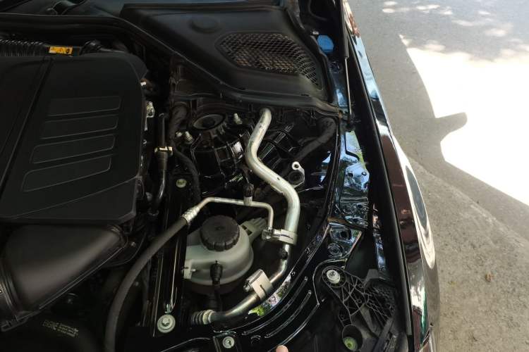 Used Mercedes-Benz E-Class 2025 E 300 L Luxury Model Engine Bay Left