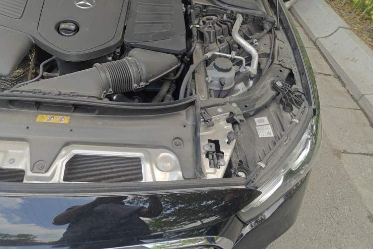 Used Mercedes-Benz E-Class 2025 E 300 L Luxury Model Engine Bay Left