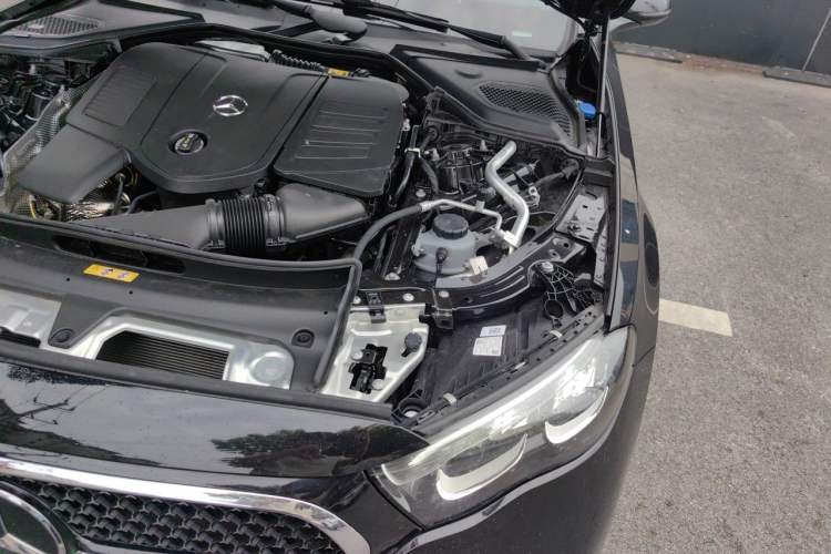 Used Mercedes-Benz E-Class 2025 E 260 Sport Edition Engine Bay Left